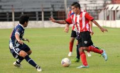 Foto de la galería: Un empate que no benefició a ninguno