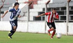 Foto de la galería: Un empate que no benefició a ninguno