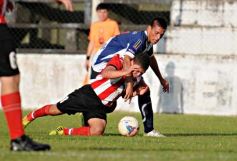 Foto de la galería: Un empate que no benefició a ninguno