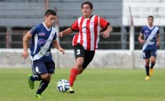 Foto de la galería: Un empate que no benefició a ninguno