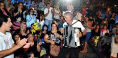 Foto de la galería: Empezó el gran festival de cara al río Paraná