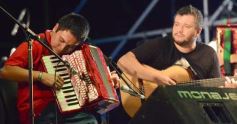 Foto de la galería: Empezó el gran festival de cara al río Paraná