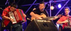 Foto de la galería: Empezó el gran festival de cara al río Paraná