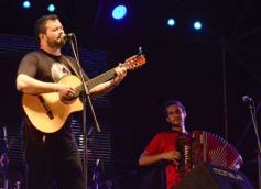 Foto de la galería: Empezó el gran festival de cara al río Paraná