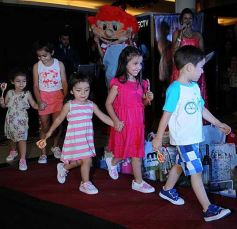 Foto de la galería: Desfile, show y fiesta en el cumpleaños del Posadas Plaza Shopping