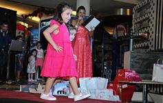 Foto de la galería: Desfile, show y fiesta en el cumpleaños del Posadas Plaza Shopping