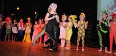 Foto de la galería: Los talentos de la Escuela de Comedia Musical brillaron en el Montoya