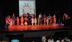 Foto de la galería: Los talentos de la Escuela de Comedia Musical brillaron en el Montoya