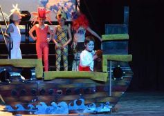 Foto de la galería: Los talentos de la Escuela de Comedia Musical brillaron en el Montoya