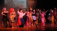 Foto de la galería: Los talentos de la Escuela de Comedia Musical brillaron en el Montoya