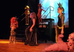 Foto de la galería: Los talentos de la Escuela de Comedia Musical brillaron en el Montoya