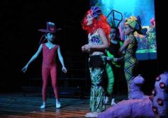 Foto de la galería: Los talentos de la Escuela de Comedia Musical brillaron en el Montoya