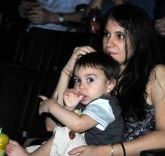 Foto de la galería: Los talentos de la Escuela de Comedia Musical brillaron en el Montoya