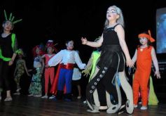 Foto de la galería: Los talentos de la Escuela de Comedia Musical brillaron en el Montoya