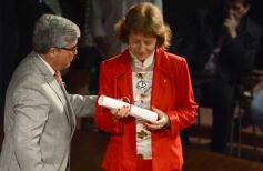 Foto de la galería: Entregaron los diplomas a las autoridades electas en Misiones