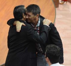 Foto de la galería: Entregaron los diplomas a las autoridades electas en Misiones