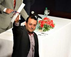 Foto de la galería: Entregaron los diplomas a las autoridades electas en Misiones