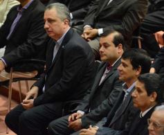 Foto de la galería: Entregaron los diplomas a las autoridades electas en Misiones