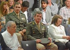 Foto de la galería: Entregaron los diplomas a las autoridades electas en Misiones