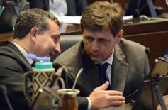 Foto de la galería: La Legislatura fijó en 33 mil millones de pesos el presupuesto provincial para el 2016