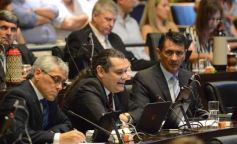 Foto de la galería: La Legislatura fijó en 33 mil millones de pesos el presupuesto provincial para el 2016
