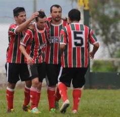 Foto de la galería: Corpus goleó a La Picada y se metió en las semifinales de la Liga Posadeña