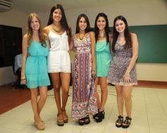 Foto de la galería: Tres amigas festejaron su ingreso al mundo periodístico