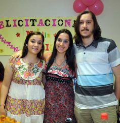 Foto de la galería: Tres amigas festejaron su ingreso al mundo periodístico