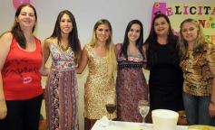 Foto de la galería: Tres amigas festejaron su ingreso al mundo periodístico