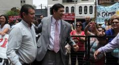 Foto de la galería: Día histórico: asumieron el nuevo gobernador y su vice, Passalacqua y Herrera Ahuad