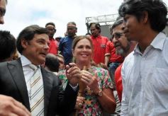 Foto de la galería: Día histórico: asumieron el nuevo gobernador y su vice, Passalacqua y Herrera Ahuad