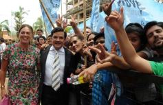 Foto de la galería: Día histórico: asumieron el nuevo gobernador y su vice, Passalacqua y Herrera Ahuad