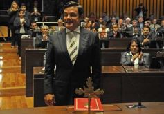 Foto de la galería: Día histórico: asumieron el nuevo gobernador y su vice, Passalacqua y Herrera Ahuad