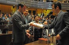 Foto de la galería: Día histórico: asumieron el nuevo gobernador y su vice, Passalacqua y Herrera Ahuad
