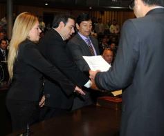 Foto de la galería: Día histórico: asumieron el nuevo gobernador y su vice, Passalacqua y Herrera Ahuad