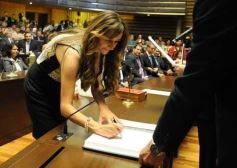 Foto de la galería: La histórica asunción en la Legislatura, todas las fotos de un acto imperdible