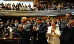 Foto de la galería: La histórica asunción en la Legislatura, todas las fotos de un acto imperdible