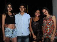 Foto de la galería: El calorcito ya se vive a pleno en El Fogón