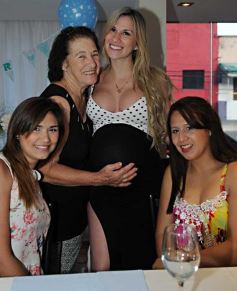 Foto de la galería: Nito y Romina, esperando a Francesco