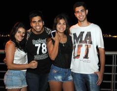 Foto de la galería: Noche de sábado en el segundo tramo de la costanera, diversión asegurada