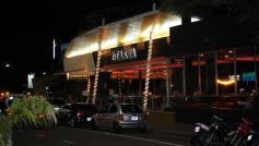 Foto de la galería: Noche de sábado en el segundo tramo de la costanera, diversión asegurada