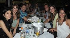 Foto de la galería: Noche de sábado en el segundo tramo de la costanera, diversión asegurada