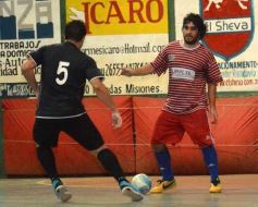 Foto de la galería: Los Facheros, a un paso de gritar campeón nuevamente en el futsal