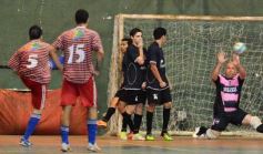 Foto de la galería: Los Facheros, a un paso de gritar campeón nuevamente en el futsal