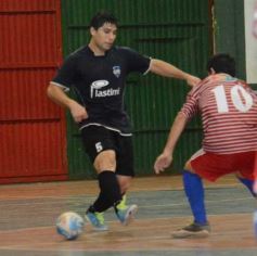 Foto de la galería: Los Facheros, a un paso de gritar campeón nuevamente en el futsal