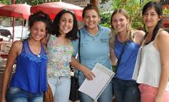 Foto de la galería: Caras conocidas, en medio del calor posadeño