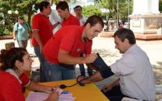 Foto de la galería: Caras conocidas, en medio del calor posadeño