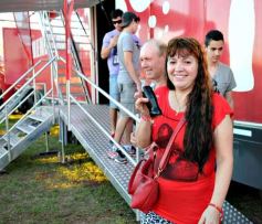 Foto de la galería: Coca Cola celebró en Posadas los 100 años de su envase de vidrio