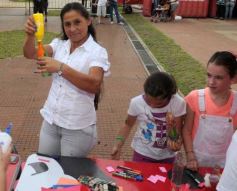 Foto de la galería: Coca Cola celebró en Posadas los 100 años de su envase de vidrio