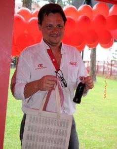 Foto de la galería: Coca Cola celebró en Posadas los 100 años de su envase de vidrio